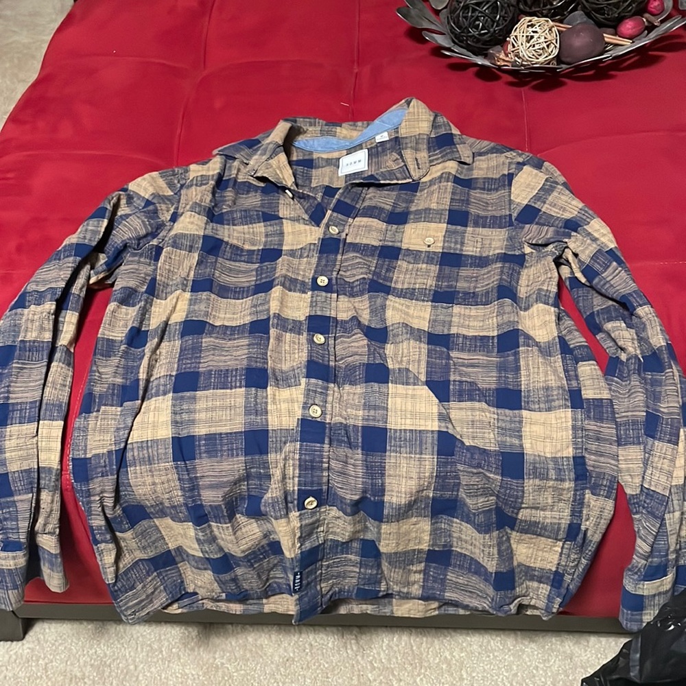 ROWM Button Up